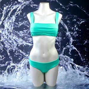 2pc Swimsuit Aqua Sz Medium